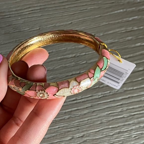 Flower Bangle - Picture 3 of 3